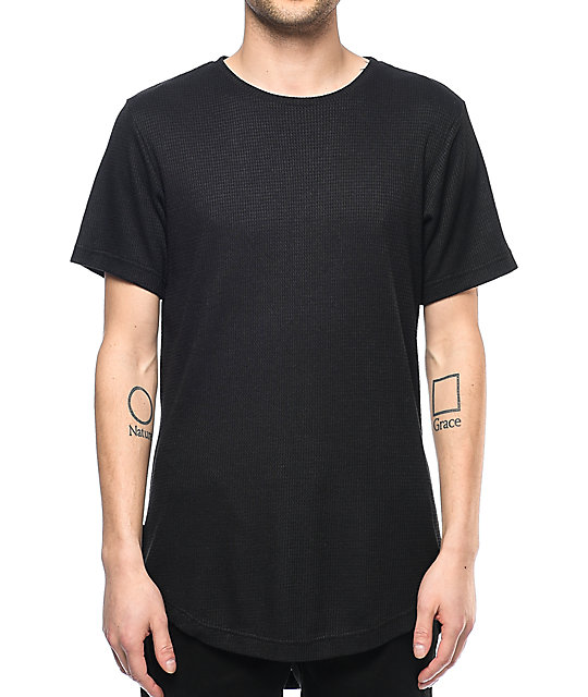 Black thermal shirt Thermal shirts work hard to keep us warmer than shirts with thinner fabrics. Whether they’re chunky sweater tops or fitted knits, they do the trick. Thermals are .