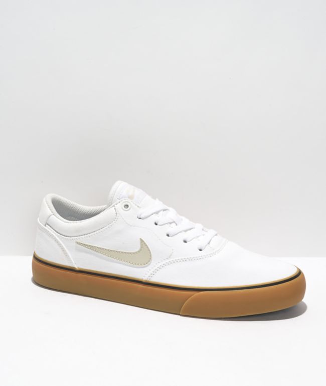 Nike sb white hot sale slip on