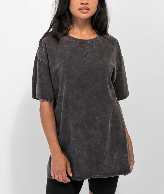 saj Ninth Hall Fundamentals Sheena Black Wash Oversized Quarter
