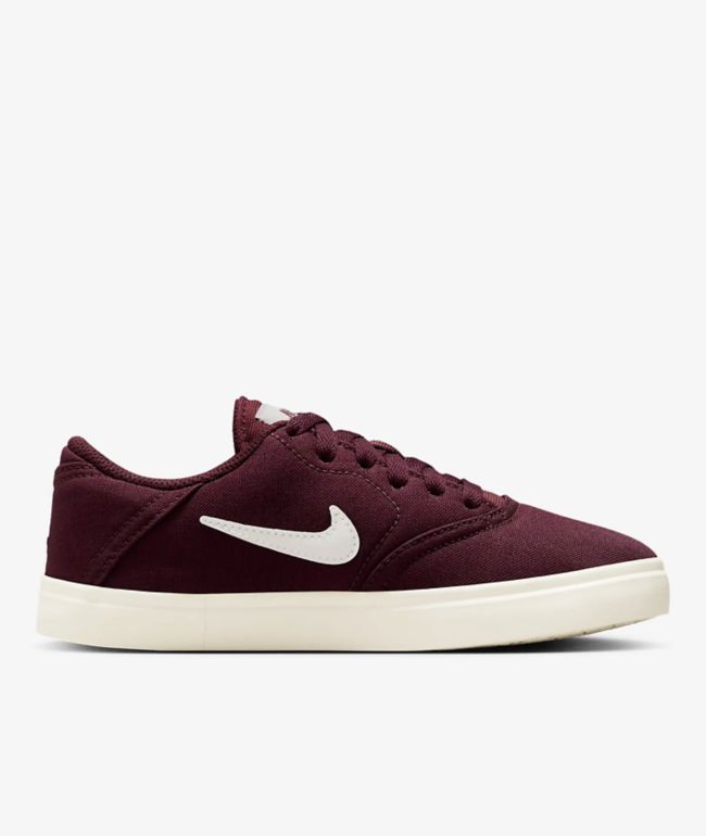 Nike sb solar skate shoes deals