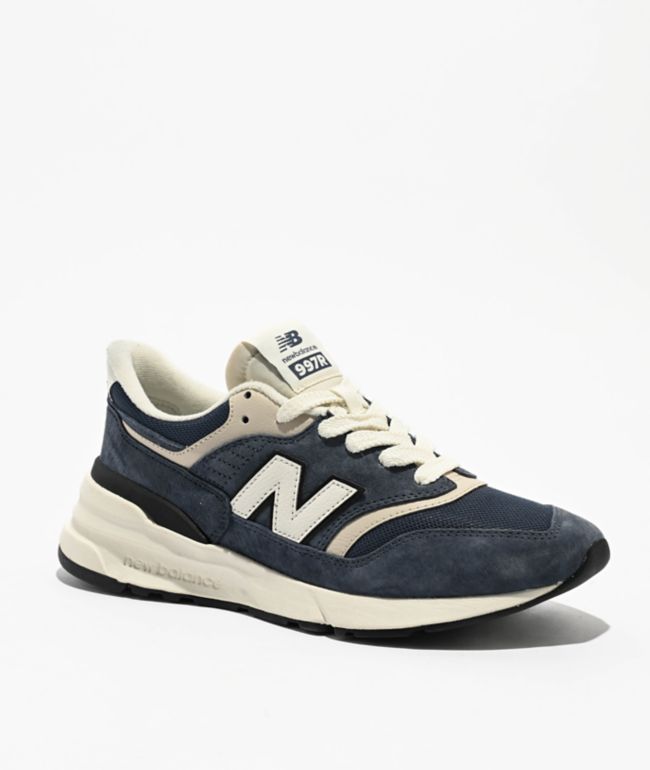 New Balance Lifestyle 530 Moonbeam & Sea Salt Shoes | Zumiez