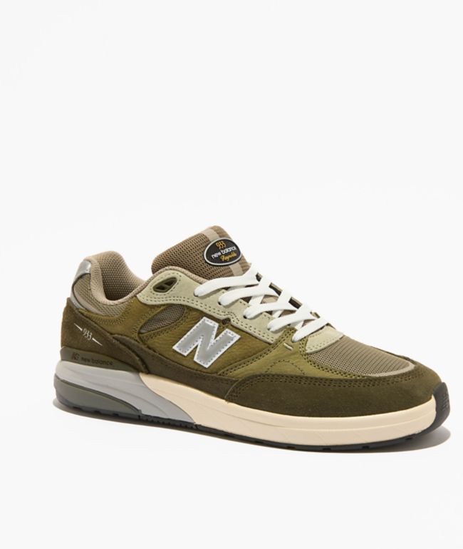 【T3993】ウォウ,イズ・ミー/Number[s] New Balance Numeric 933 Reynolds Grey & White Skate Shoes