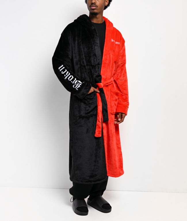 Broken Promises Red Horn Beanie | Zumiez