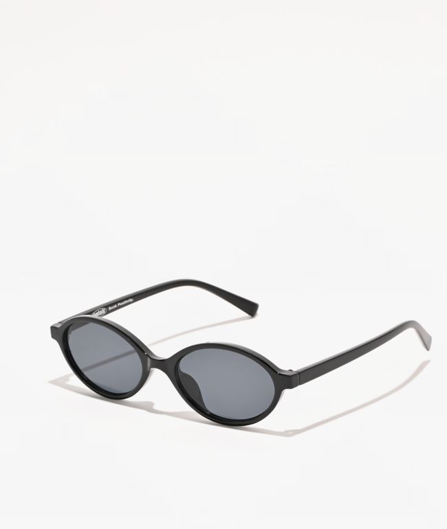 Petals and Peacocks Malice Black Sunglasses - Petals and Peacocks