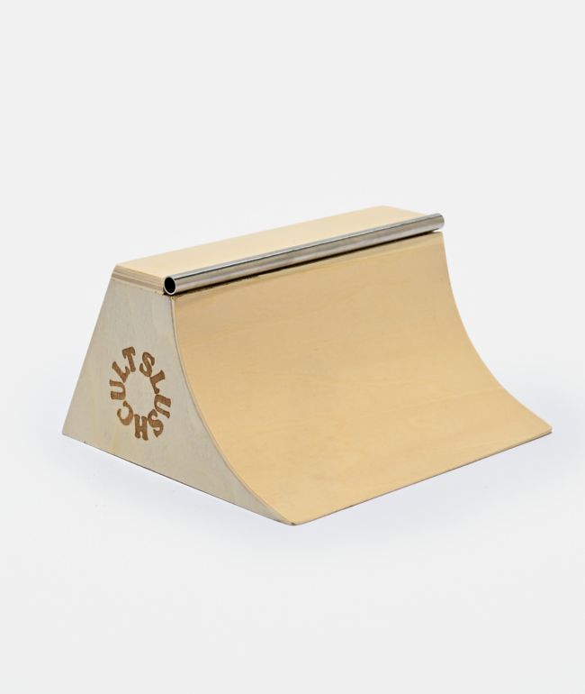 Slushcult Quaterpipe Fingerboard Ramp - Slushcult