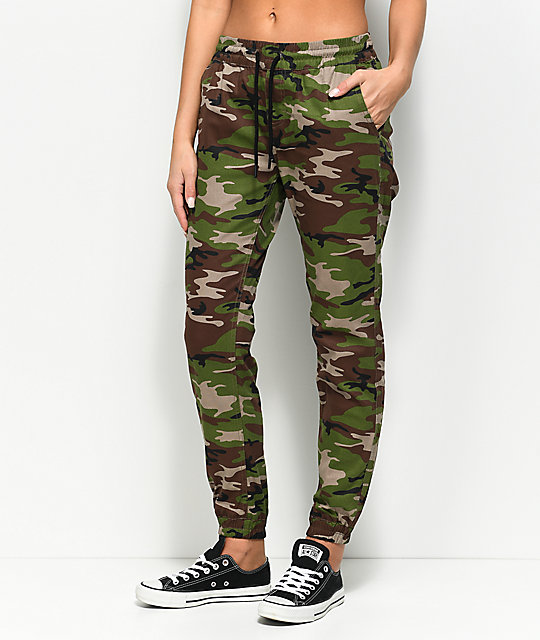 womens camo joggers canada